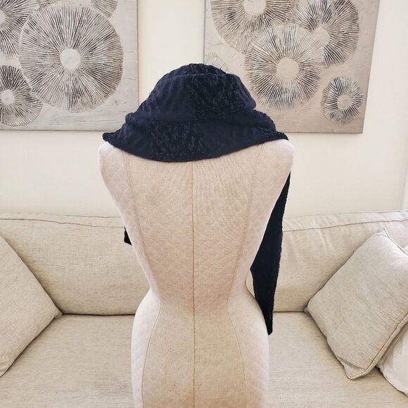 Rebecca Minkoff Block Yarn Muffler Scarf - Picture 9 of 12